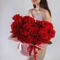 Композиция из 25 красных голландских роз в коробке "Freedom" - фото 2