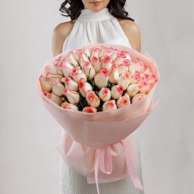 Букет из нежно-розовых роз 70 см "Тянь-Шань"