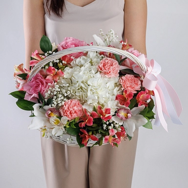 Композиция в корзине "Сияющая улыбка" - фото 2