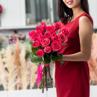 Букет из 15 розовых роз 80 см - фото 2