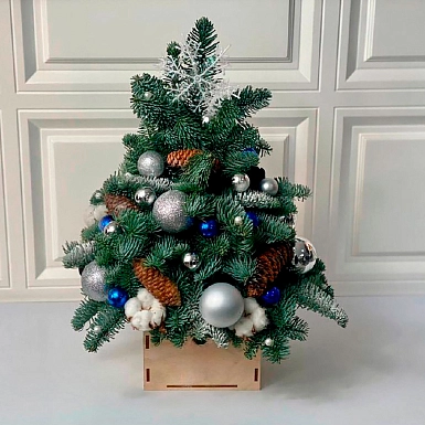 Новогодняя ёлочка "Зелёная красавица" - фото 1