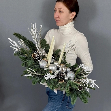 Новогодняя композиция "Серебряный блеск" - фото 1