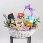 Корзина со сладостями "Сладкий подарок" - фото 2