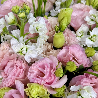 Букет из эустом и маттиол "Лирика" - фото 6