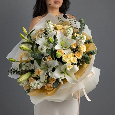 Букет из роз и лилий "Песня о любви" - фото 2