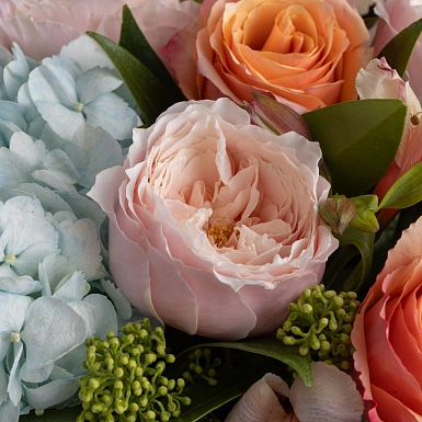 Композиция из роз и гортензии "Лунная соната" S - фото 6