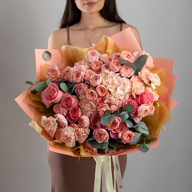 Букет с пионовидными розами "Навстречу мечте" фото