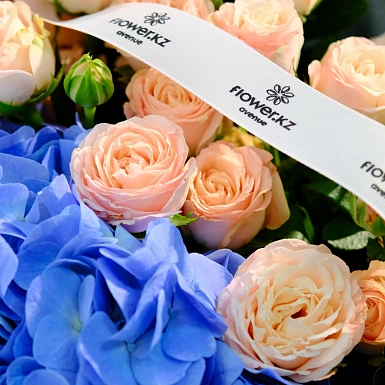 Букет с гортензией "Алима" фото