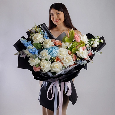 Букет с антуриумом "Black and White" - фото 2