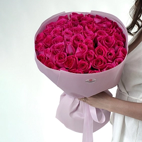 Букет из 51 малиновой розы 50 см "Тянь-Шань"