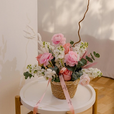 Композиция с ранункулюсами "Вивиан" - фото 2