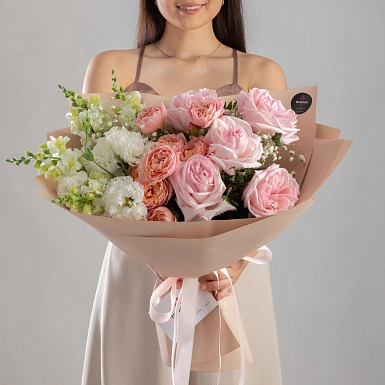 Букет из пионовидных роз и маттиолы "Princess" M - фото 2