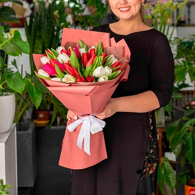 Букет из разноцветных тюльпанов "Spring" S - фото 2