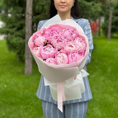 Букет из 11 местных пионов "Восточная сказка" - фото 2