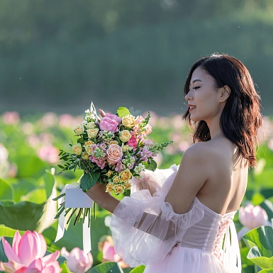 Букет невесты из кустовых роз "Калиста" - фото 3