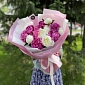 Букет из 15 местных микс пионов - фото 2