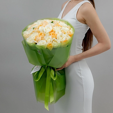 Букет из 51 кремово-белых роз 50 см "Тянь-Шань" - фото 1