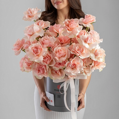 Коробка из 51 Голландской розовой розы - фото 1